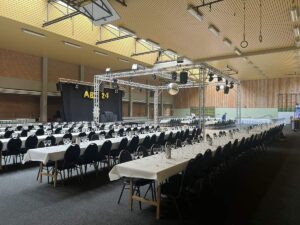 Innenansichten & Mobiliar