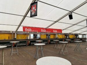 Innenansichten & Mobiliar