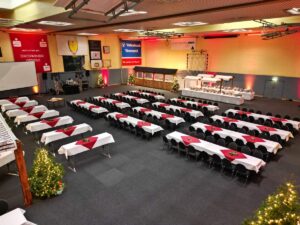 Innenansichten & Mobiliar